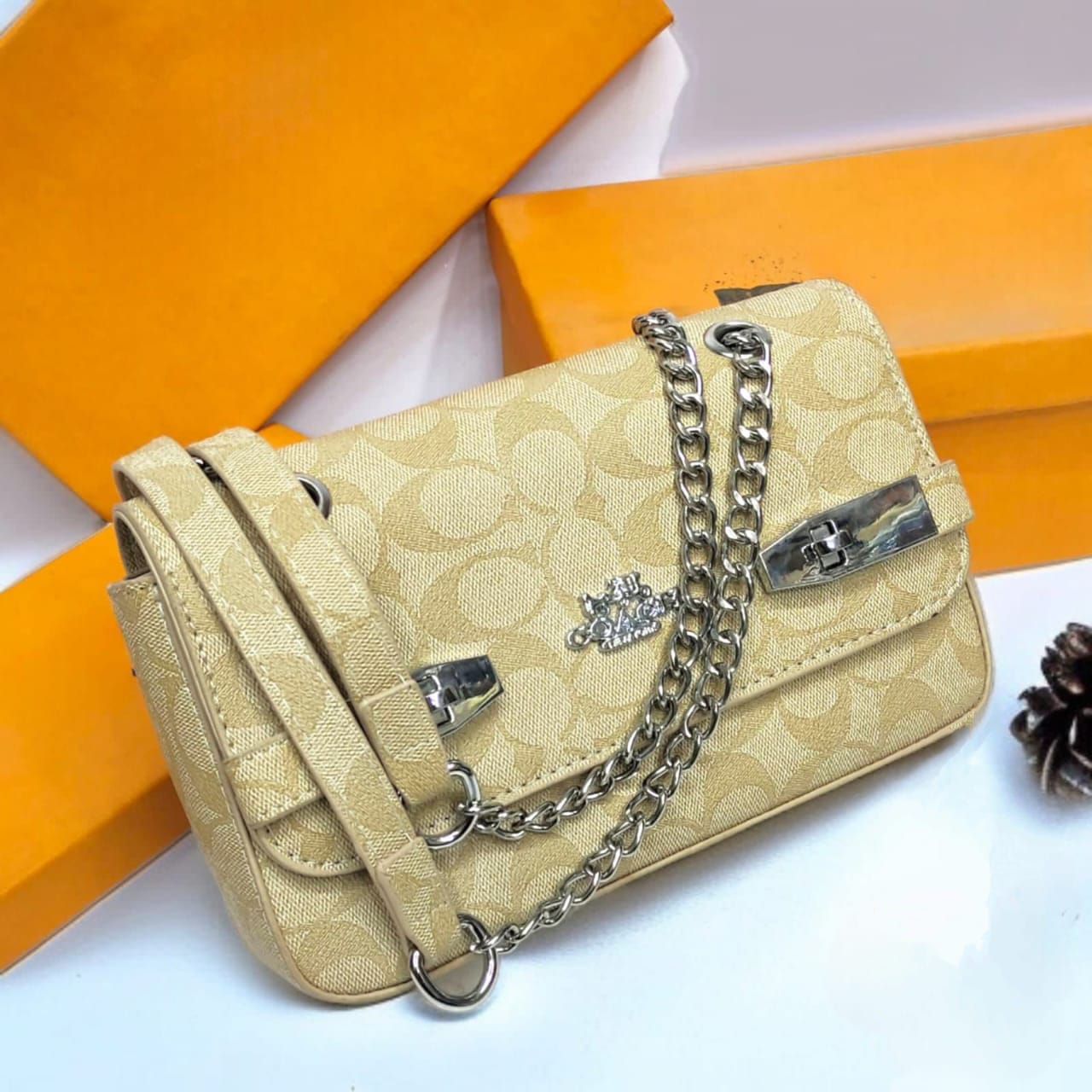 Cross body bag
Coach Cross body
Imported cross body
Patel Fashion 