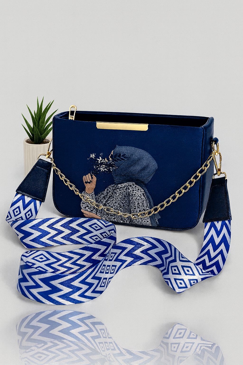 patelbags
hijab bag
crossbodybag
hijab cross body
trending bag
bags
patel fashion